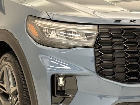 Used 2026 Ford Explorer ST w/ Sun And Sound Package RWD image 5
