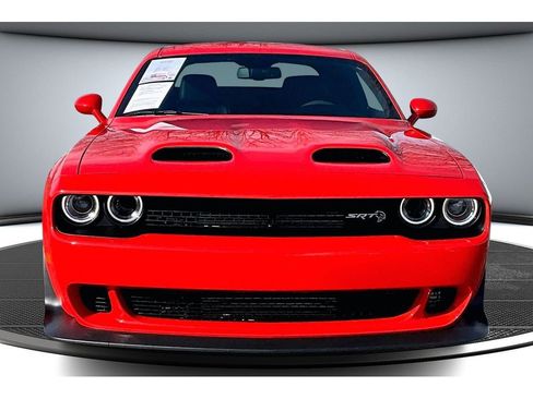 Used 2022 Dodge Challenger SRT Hellcat image 4