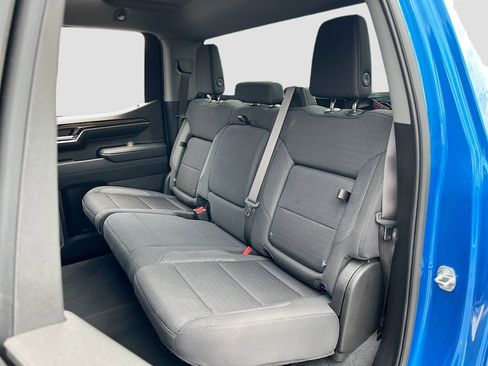 Used 2023 Chevrolet Silverado 1500 LT AWD/4WD image 24