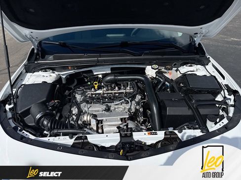 Used 2024 Chevrolet Malibu LT FWD image 30