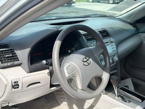 Used 2007 Toyota Camry LE FWD image 11