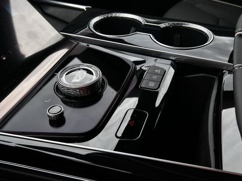 New 2026 Cadillac Escalade ESV Sport w/ LPO, Floor Liner Package image 16