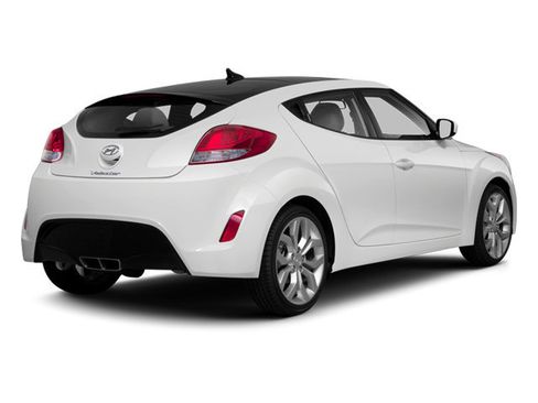Used 2013 Hyundai Veloster w/ Style Pkg FWD image 2