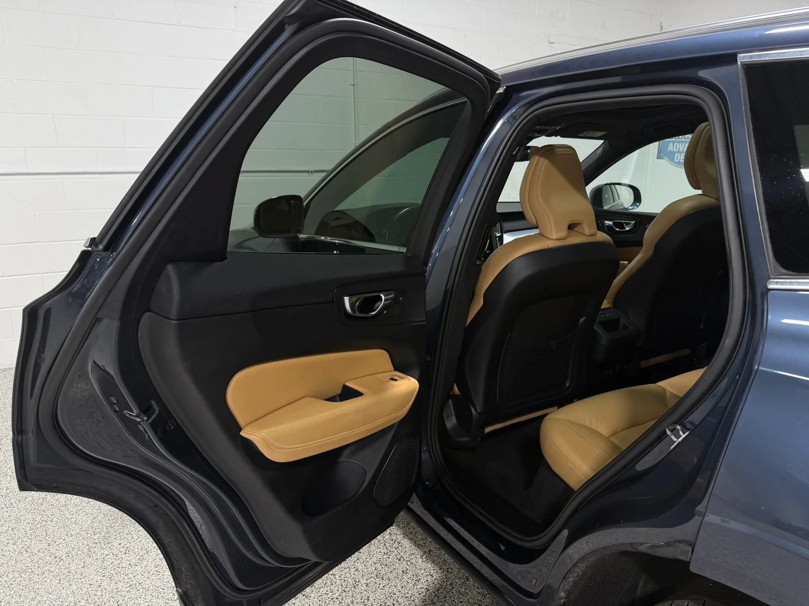 Used 2020 Volvo XC60 T5 Momentum AWD/4WD image 60