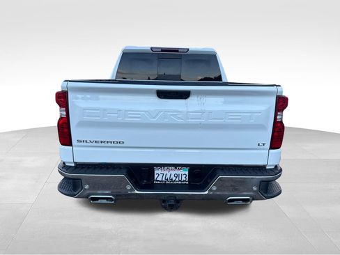 Used 2023 Chevrolet Silverado 1500 LT AWD/4WD image 4