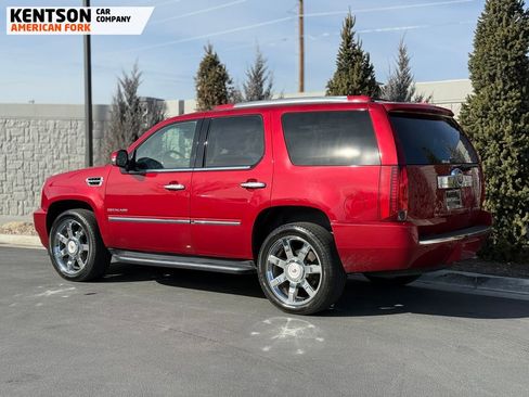 Used 2014 Cadillac Escalade Luxury image 5