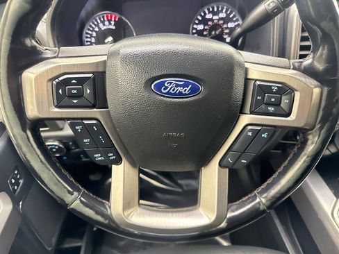Used 2022 Ford F250 Platinum w/ Snow Plow Prep Package AWD/4WD image 58