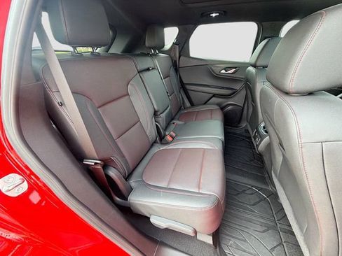 Used 2023 Chevrolet Blazer RS w/ Driver Confidence II Package FWD image 28