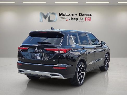 Used 2024 Mitsubishi Outlander SE AWD/4WD image 5
