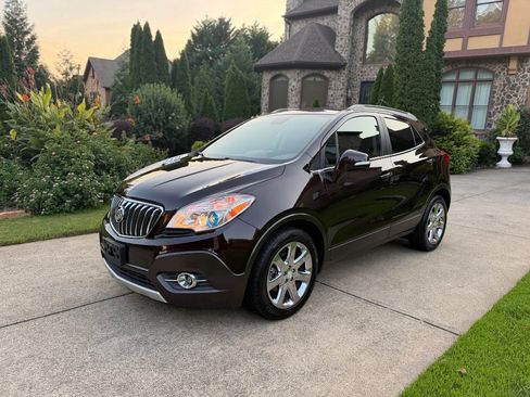 Used 2014 Buick Encore Leather FWD image 2