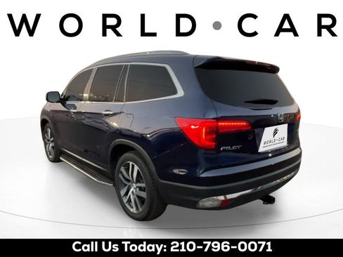 Used 2018 Honda Pilot Touring image 10