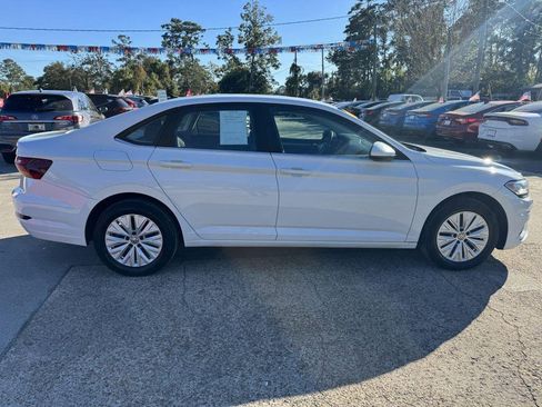 Used 2019 Volkswagen Jetta S w/ Driver Assistance Package image 4