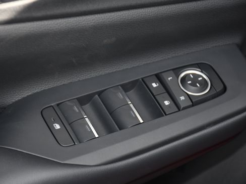 New 2026 Toyota Prius Plug-In Hybrid image 6