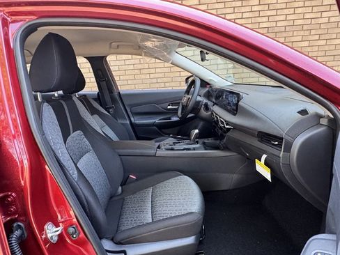 New 2027 Nissan Sentra SV w/ Floor Mat Package FWD image 14