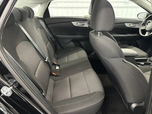 Used 2024 Kia Forte LX FWD image 33