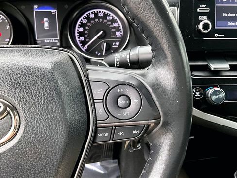 Used 2023 Toyota Camry SE image 20