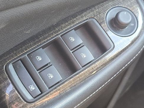 Used 2015 Chevrolet Malibu LT FWD image 22