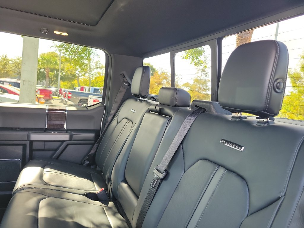 Used 2017 Ford F150 Platinum w/ Equipment Group 701A Luxury AWD/4WD image 23