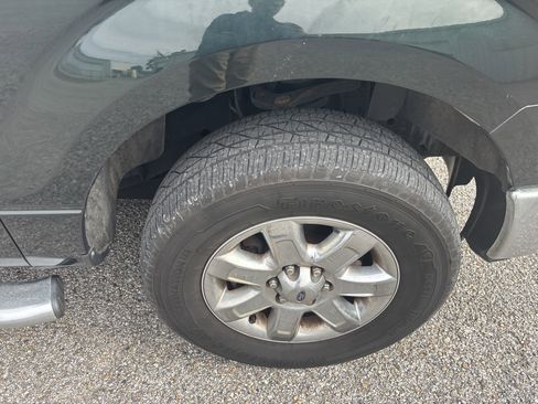 Used 2014 Ford F150 XLT w/ Equipment Group 302A Luxury image 15