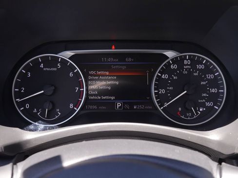 Used 2025 Nissan Sentra SV FWD image 34