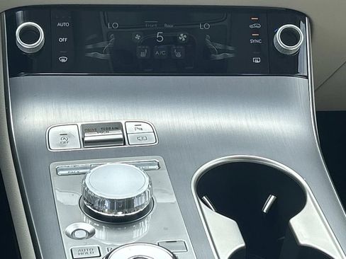 New 2026 Genesis GV70 2.5T Select AWD/4WD image 27
