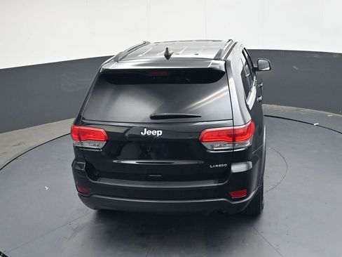 Used 2019 Jeep Grand Cherokee Laredo RWD image 24