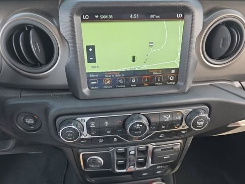 Used 2022 Jeep Wrangler Unlimited Sport w/ Sun And Sound Package image 7