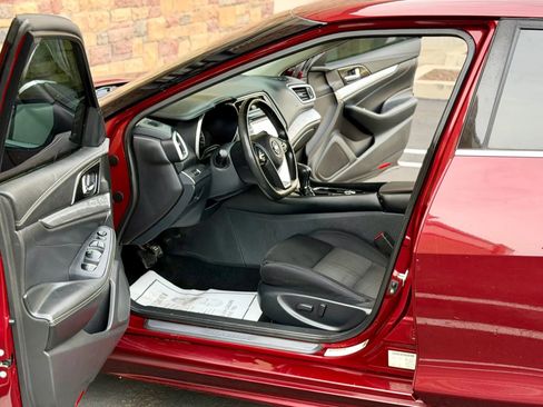 Used 2017 Nissan Maxima 3.5 S image 10