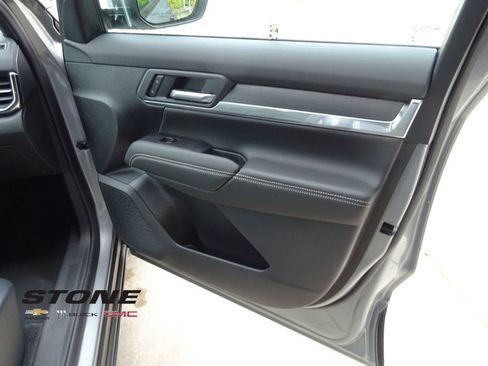 New 2026 GMC Terrain Elevation w/ Elevation Premium Package FWD image 28