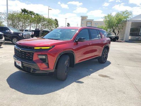 New 2026 Chevrolet Traverse RS w/ LPO, Floor Liner Package FWD image 3
