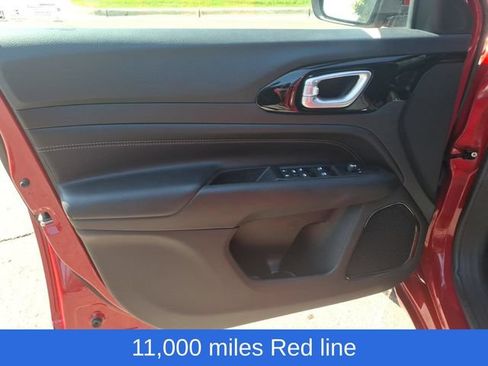 Certified 2022 Jeep Compass Limited AWD/4WD image 8