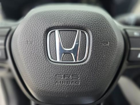 Used 2025 Honda HR-V LX image 24