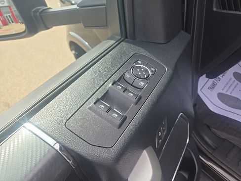 Used 2020 Ford F150 Lariat w/ Equipment Group 502A Luxury AWD/4WD image 14