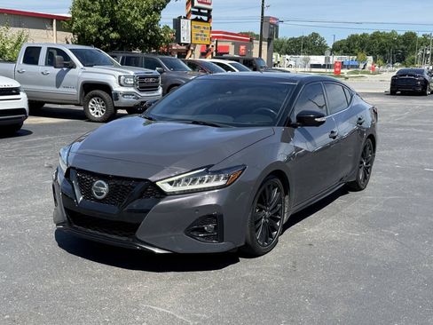 Used 2021 Nissan Maxima Platinum w/ 40th Anniversary Package FWD image 1