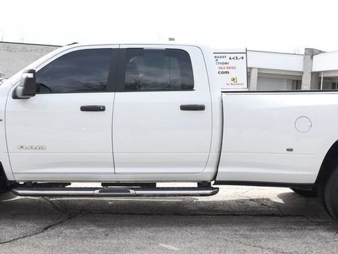 Used 2024 RAM 3500 Big Horn AWD/4WD image 8