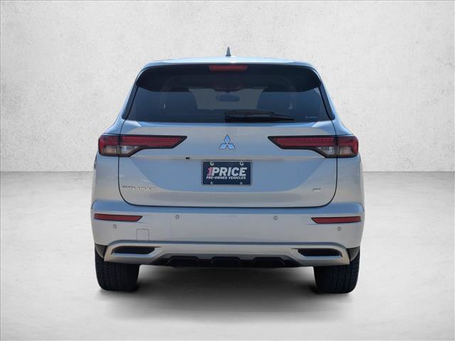 Used 2022 Mitsubishi Outlander SE AWD/4WD image 6