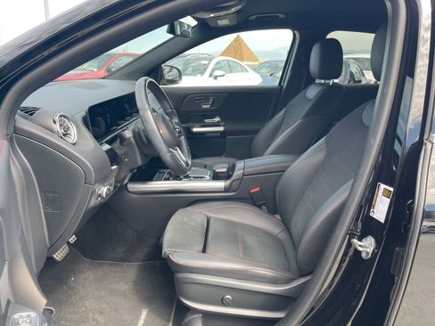 Used 2023 Mercedes-Benz GLA 250 4MATIC image 6