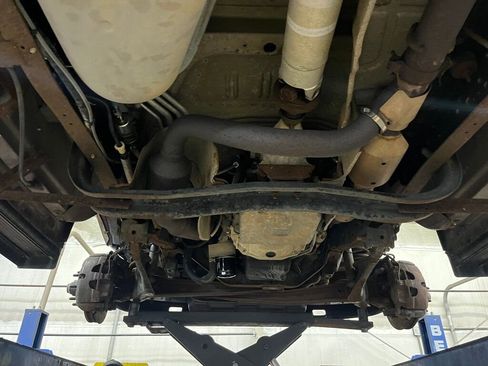 Used 2008 Ford E-350 and Econoline 350 Super Duty Wagon image 67