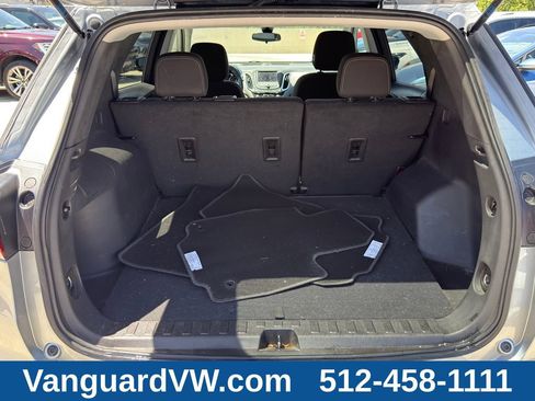 Used 2024 Chevrolet Equinox LS w/ LS Convenience Package FWD image 11