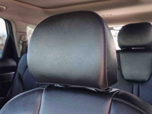 Used 2023 Kia Sorento SX image 24