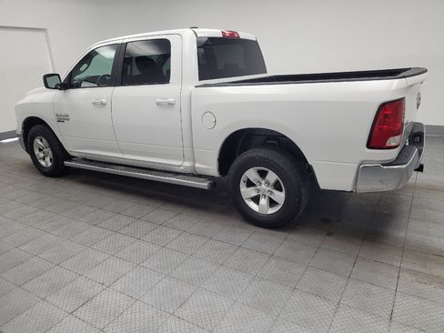 Used 2021 RAM 1500 Classic SLT AWD/4WD image 3