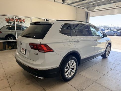 Used 2018 Volkswagen Tiguan SE image 4