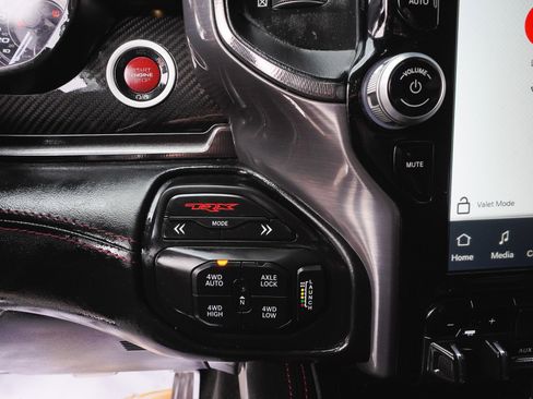 Used 2022 RAM 1500 TRX AWD/4WD image 19