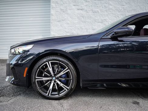 Used 2026 BMW 530i w/ M Sport Package RWD image 10