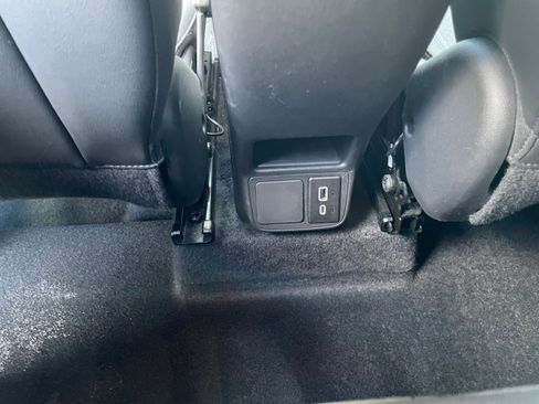 Used 2025 Buick Encore GX Preferred image 23