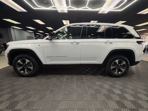 Used 2022 Jeep Grand Cherokee Limited 4xe AWD/4WD image 7