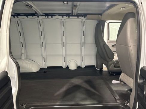 New 2026 Chevrolet Express 2500 w/ Driver Convenience Package image 9