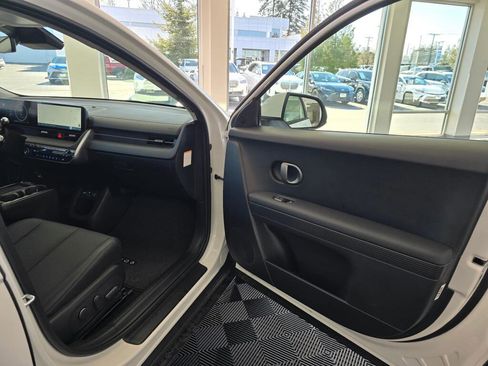 New 2026 Hyundai Ioniq 5 SEL AWD/4WD image 40