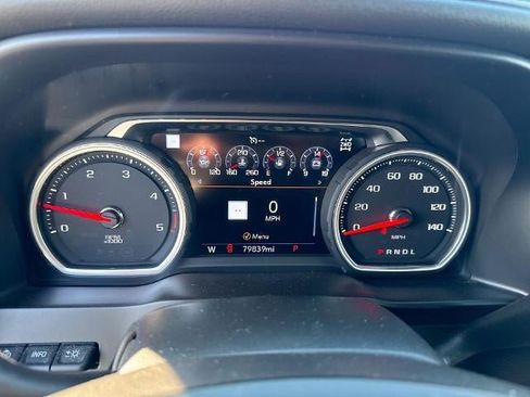 Used 2021 Chevrolet Silverado 2500 High Country w/ Z71 Off-Road Package image 12