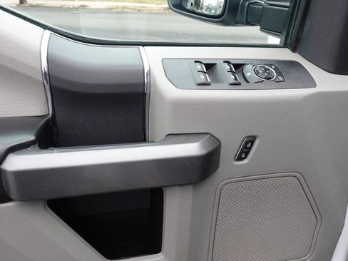 Used 2022 Ford F250 XLT AWD/4WD image 16